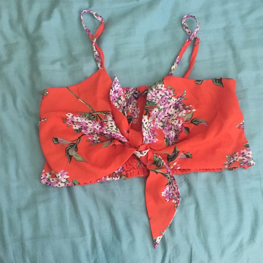Crop top